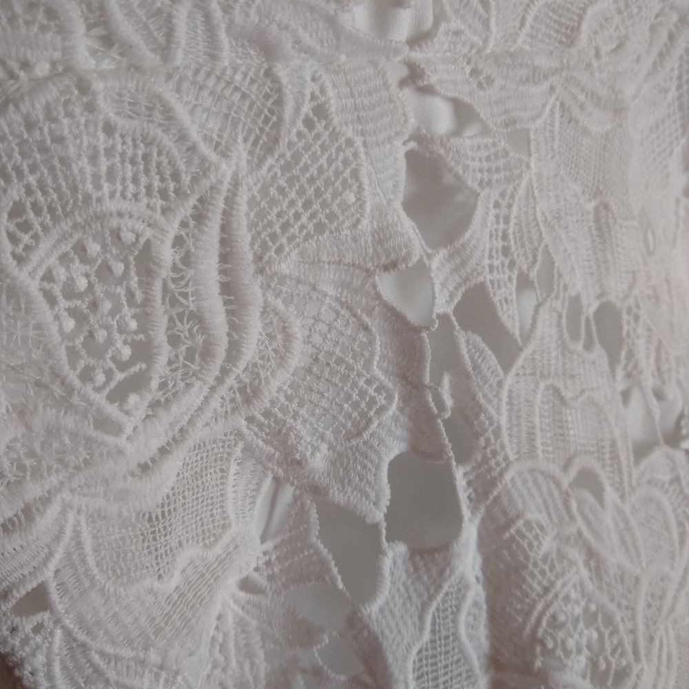 Lulu's Dress - Picture 5 of 6